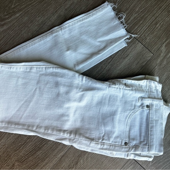 Madewell Mid Rise Skinny Jean White - Picture 4 of 9